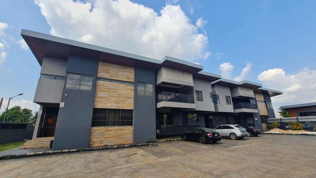 Gk Apartments Asaba Esterno foto